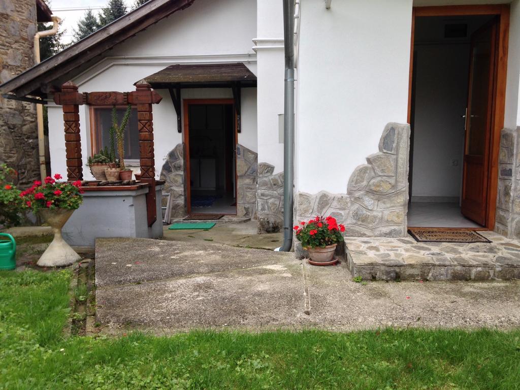 Petra Apartmanok Velem Exteriér fotografie